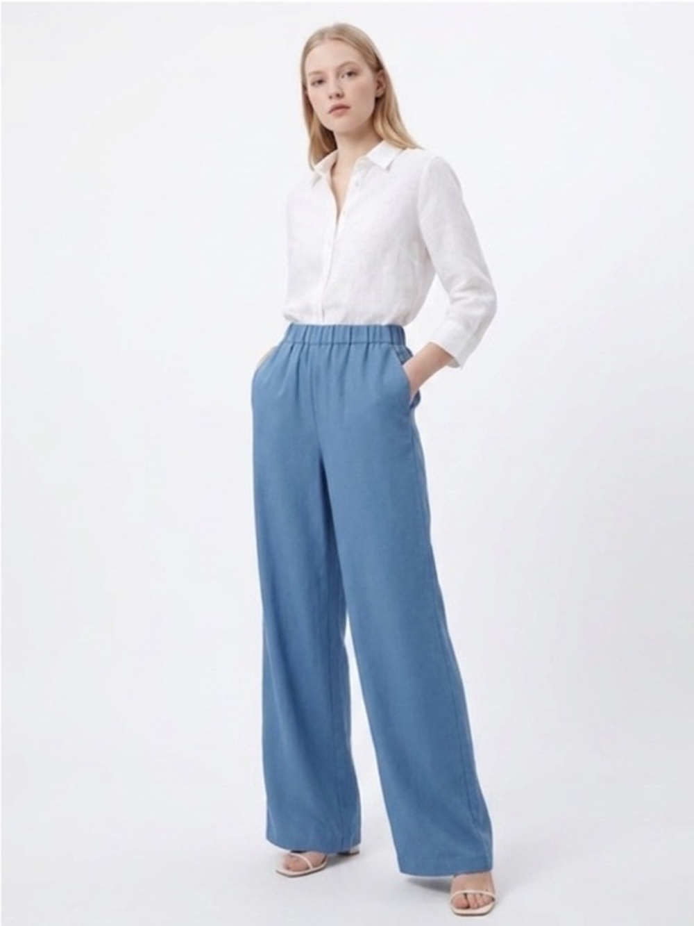 3/$30 Highrise Wide Leg Elastic Waist Blue Pants Size Small